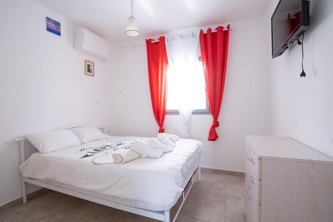 Appartamento Yam Suf By Sun And View Eilat Esterno foto
